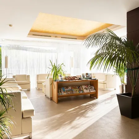 Aimia Отель 4*