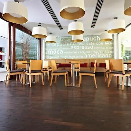 Aimia Отель 4*